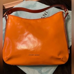 Antonio Melani NWOT, Orange/Tan Purse.